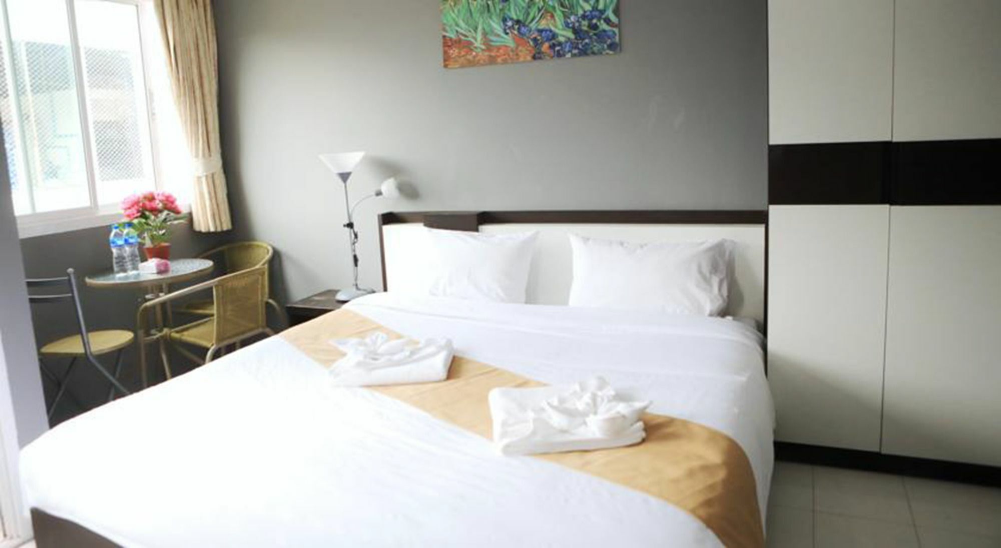 Guan Chao Yin Hotel Patong Екстериор снимка